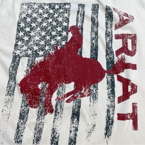 Ariat Men’s Off White Logo Short Sleeve T-Shirt - Picture 4 of 5